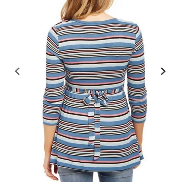 Jessica Simpson blouse - Picture 2 of 8